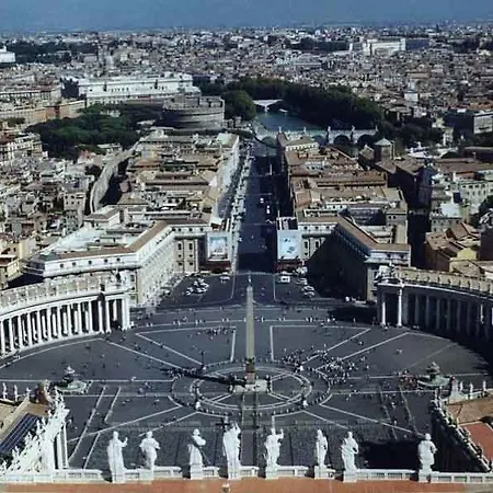 Vatican Low Cost-3